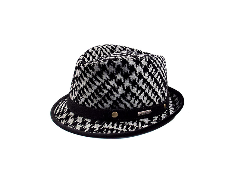 Particolare cappello 1