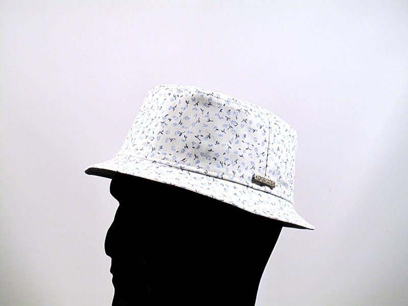 Particolare cappello