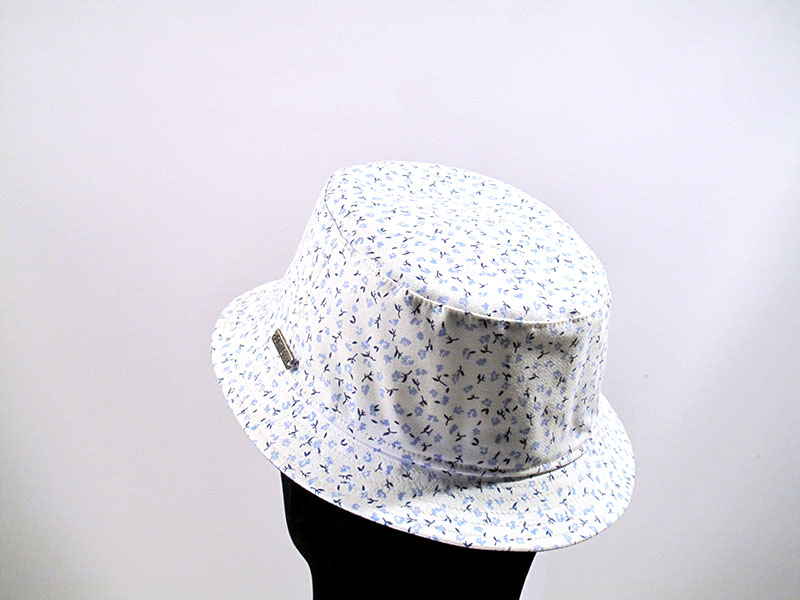 Particolare cappello