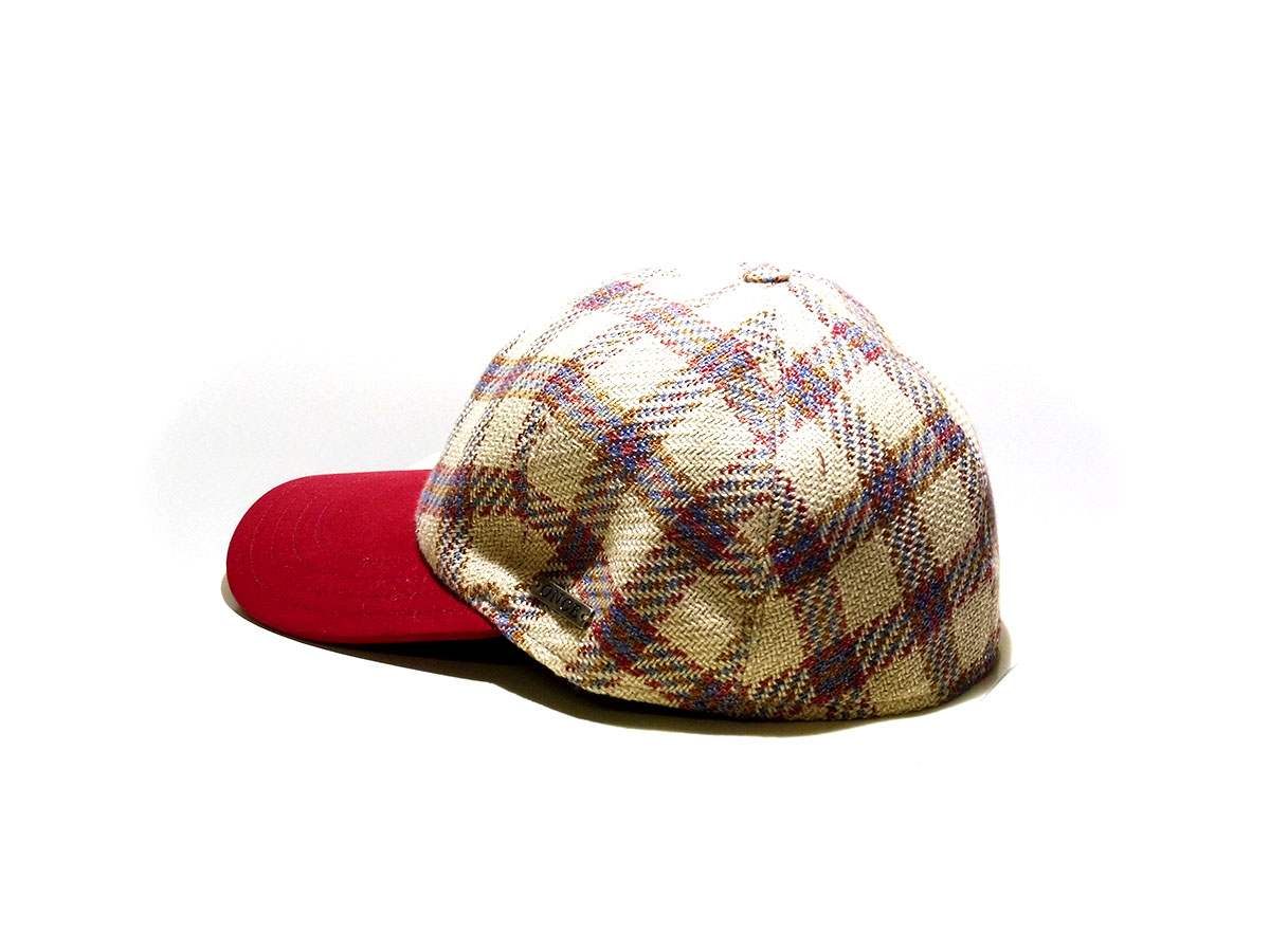 Particolare cappello