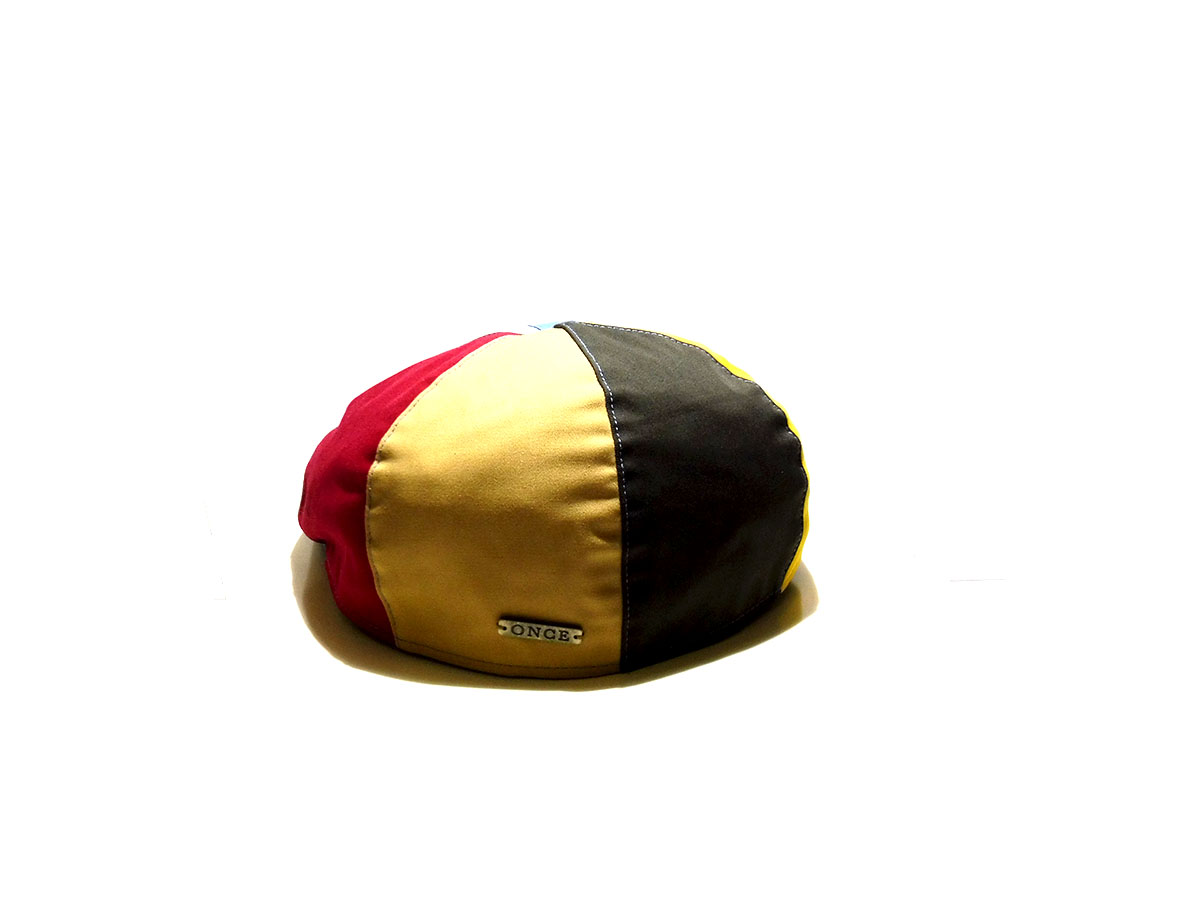 Hat particular