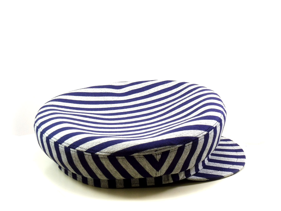 Hat particular