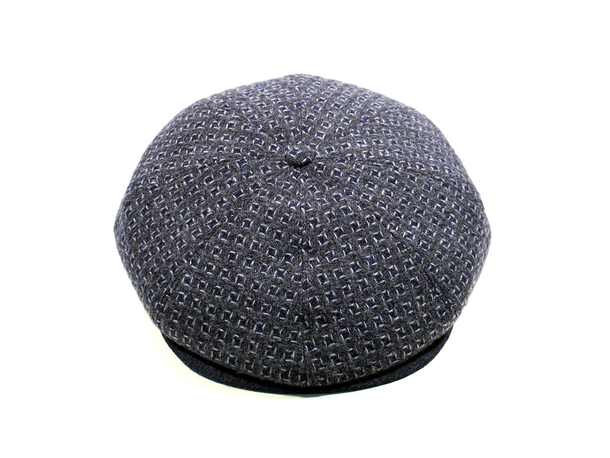 Particolare cappello