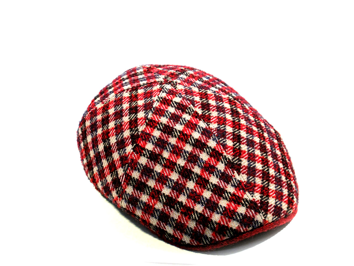 Particolare cappello