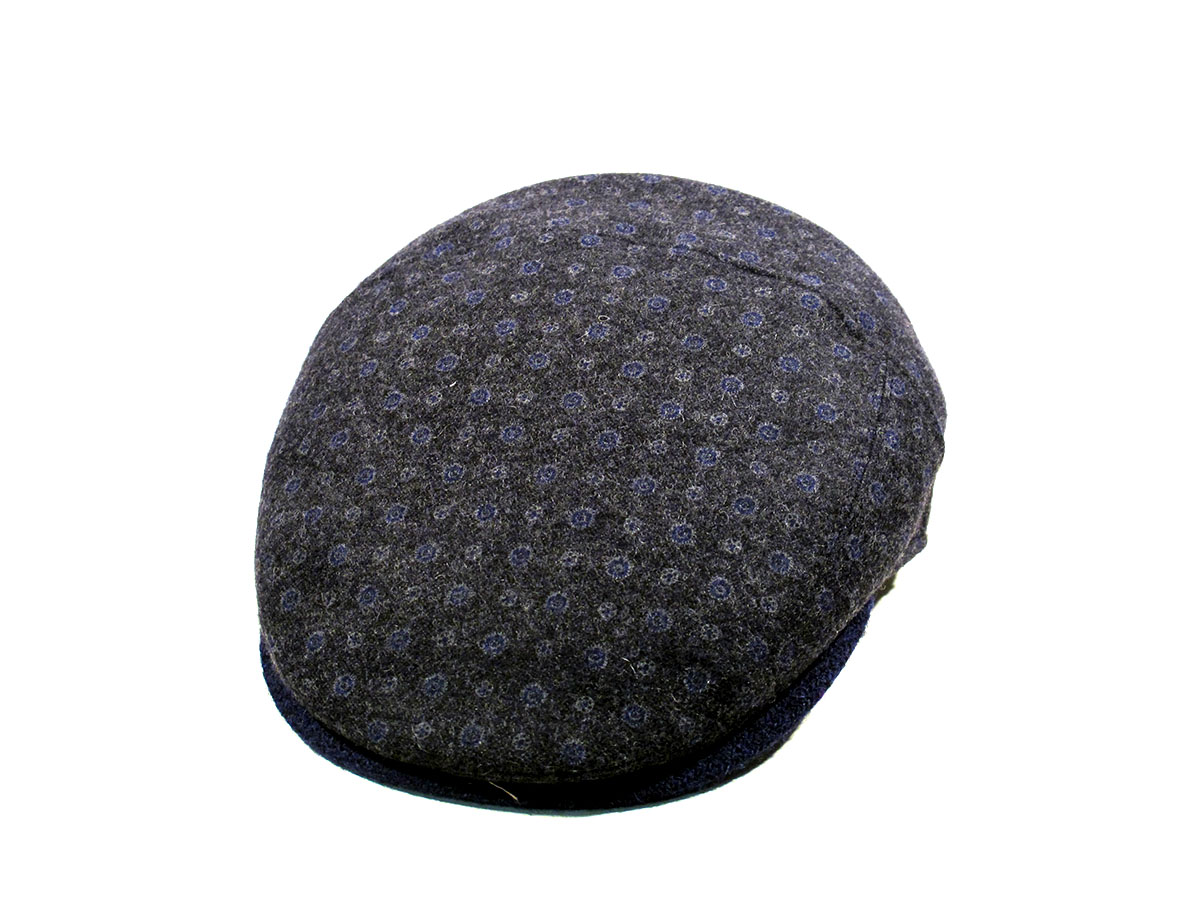 Particolare cappello