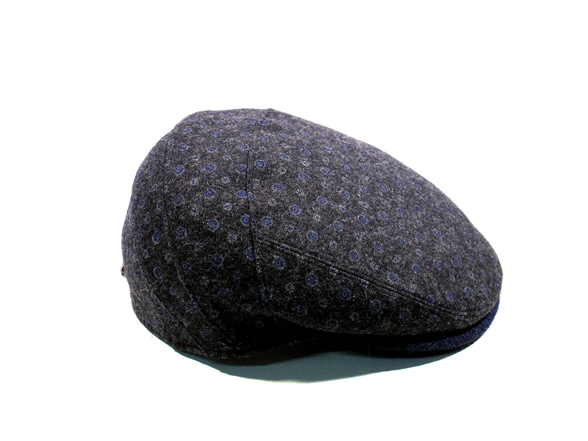 Particolare cappello