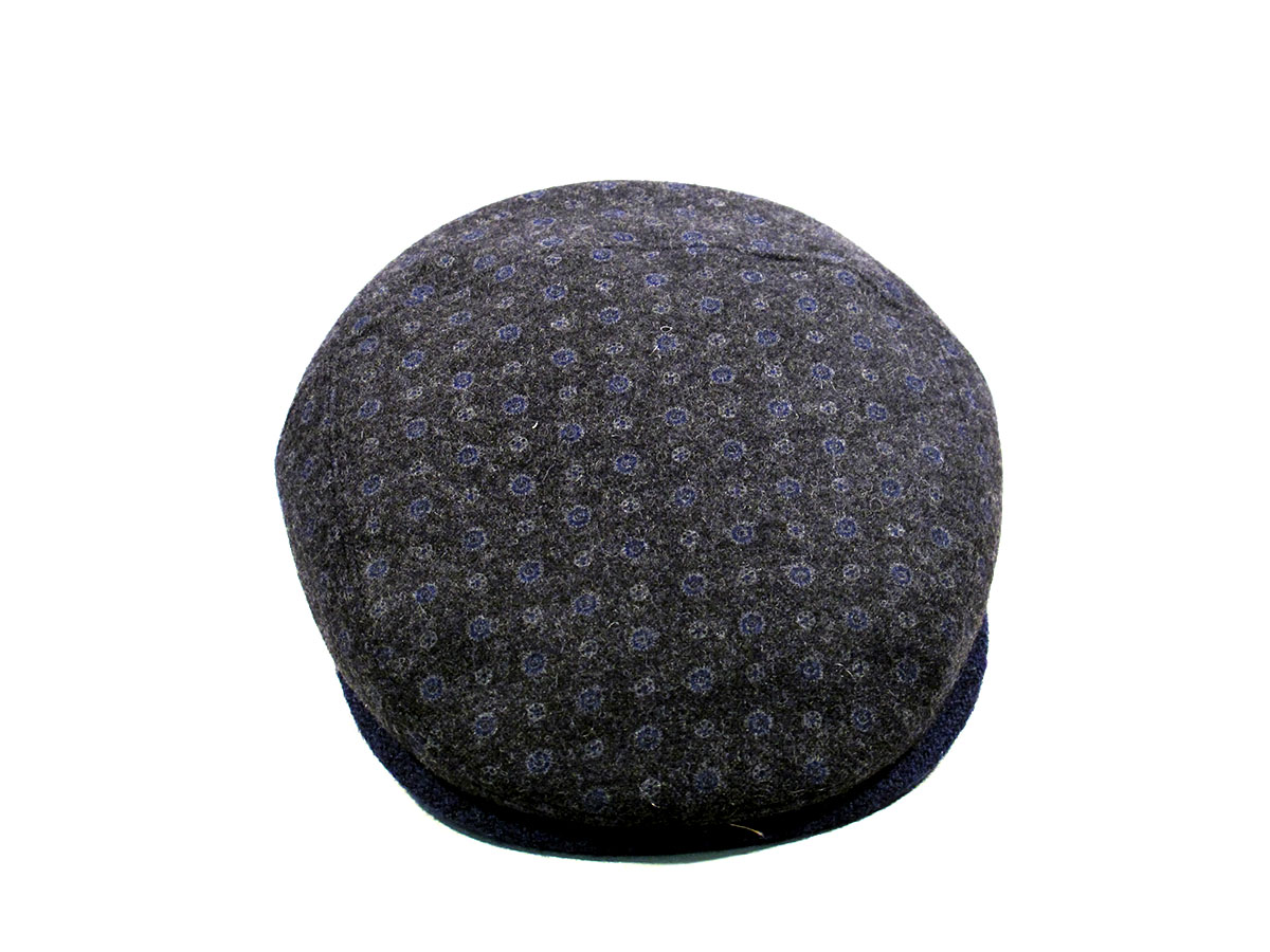 Particolare cappello