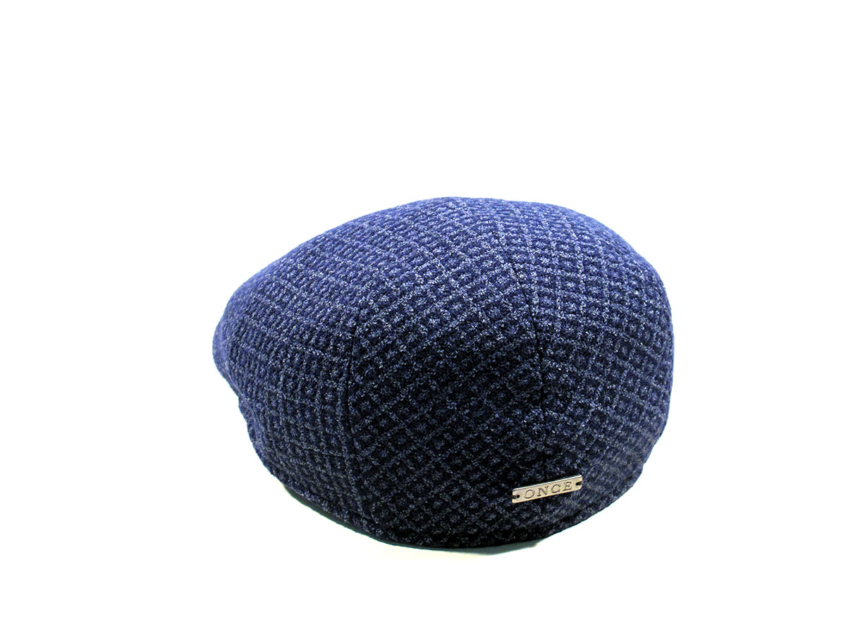 Hat particular