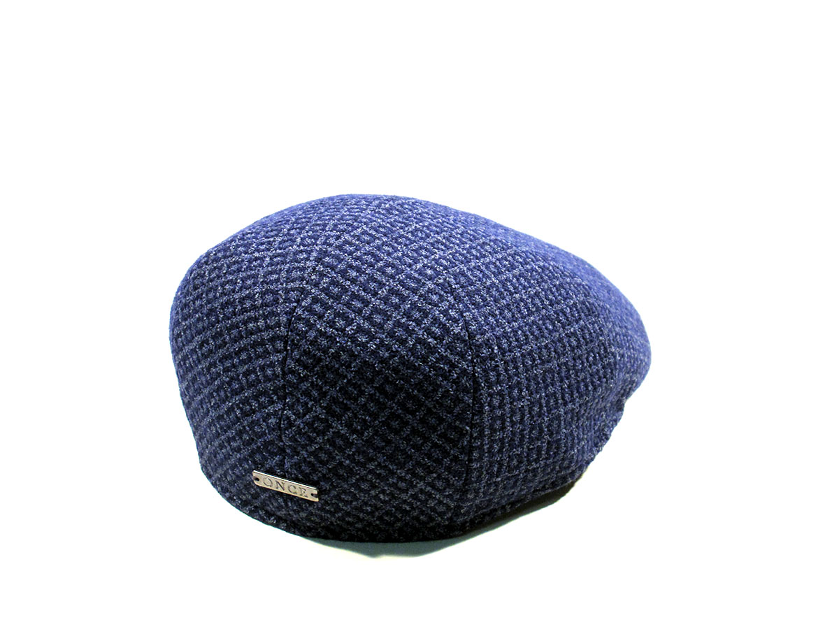 Hat particular