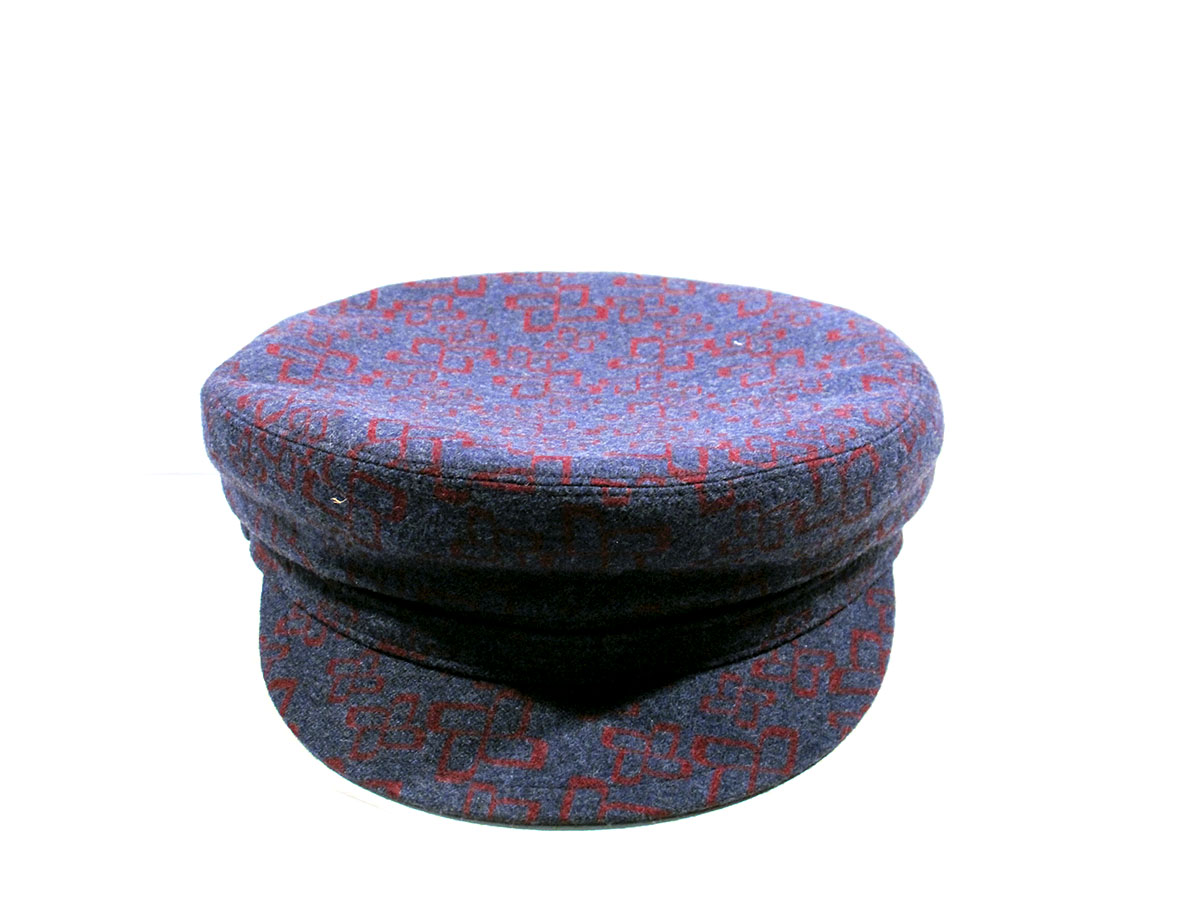 Hat particular