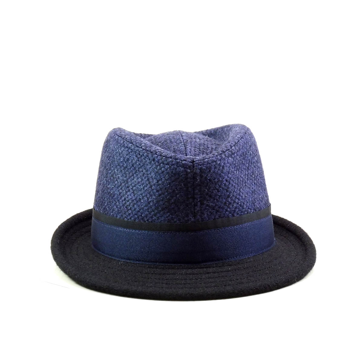 Particolare cappello