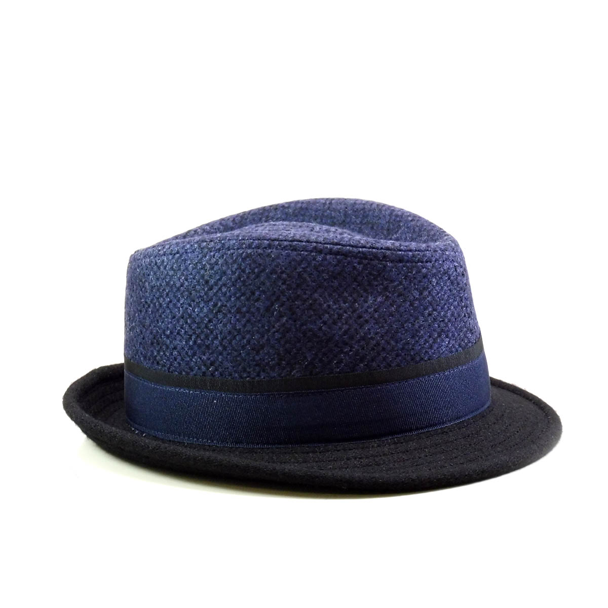 Particolare cappello
