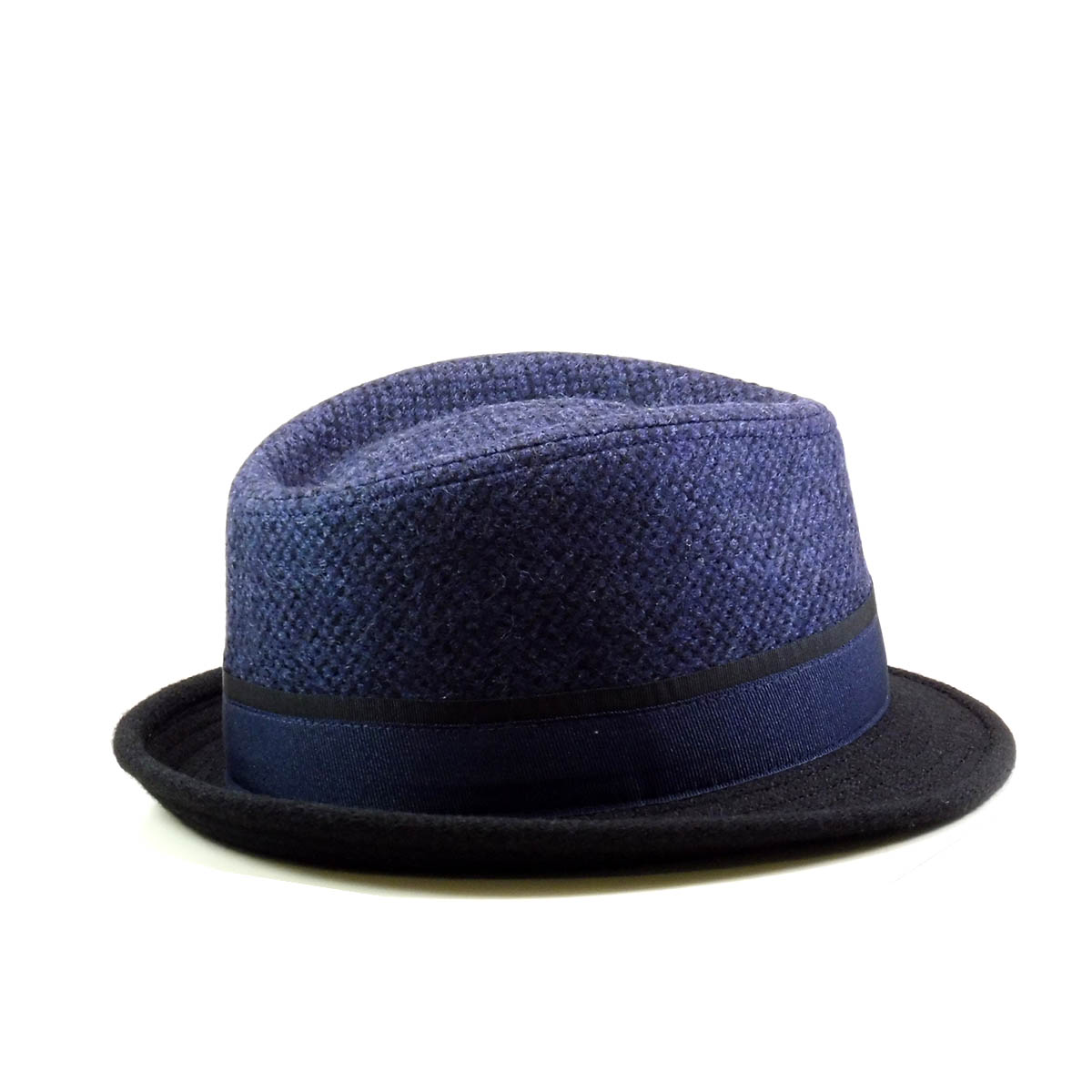 Particolare cappello