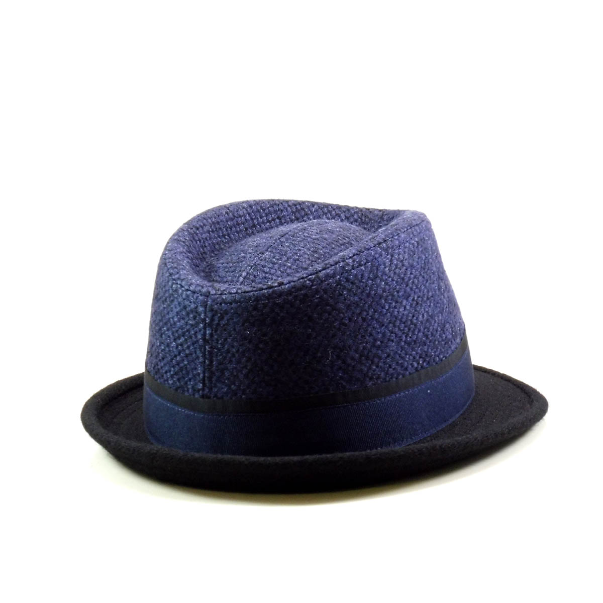 Particolare cappello