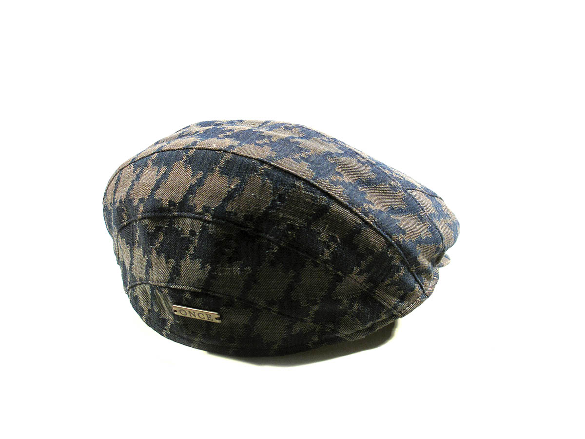 Particular of the hat